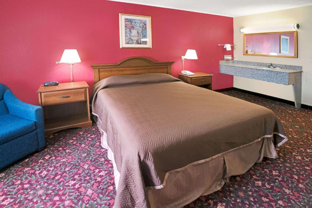 Travelodge by Wyndham Beckley image 18