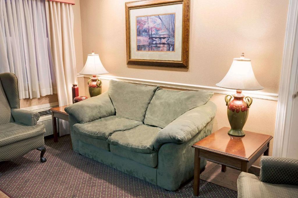 Travelodge by Wyndham Beckley image 24