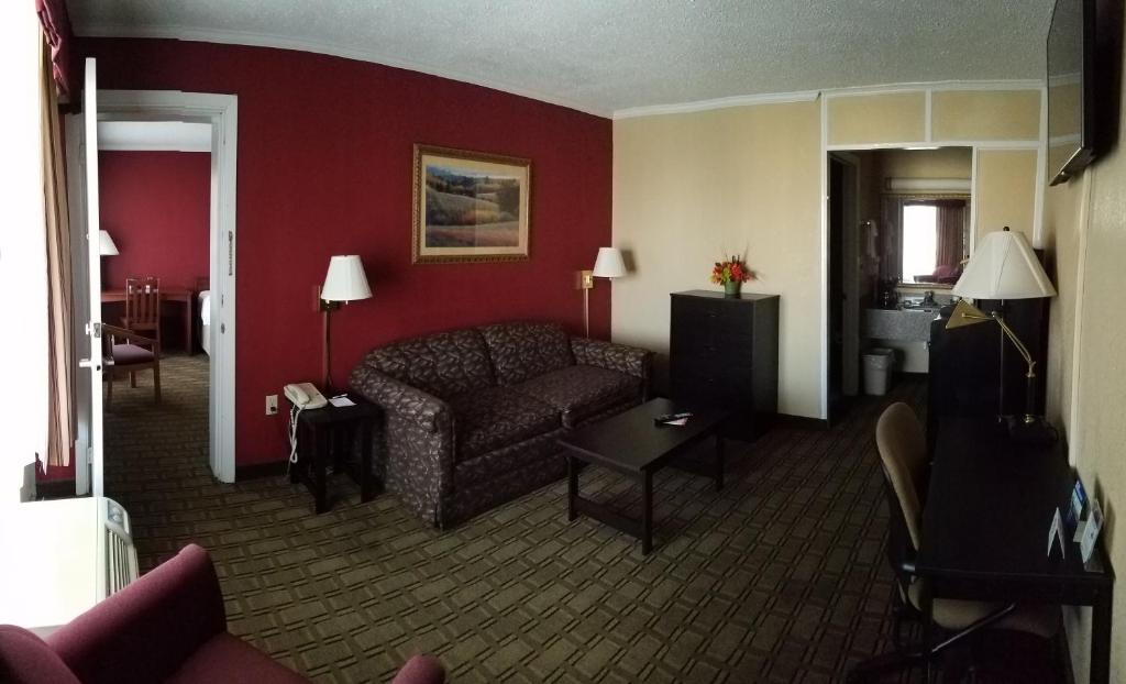 Travelodge by Wyndham Beckley image 8